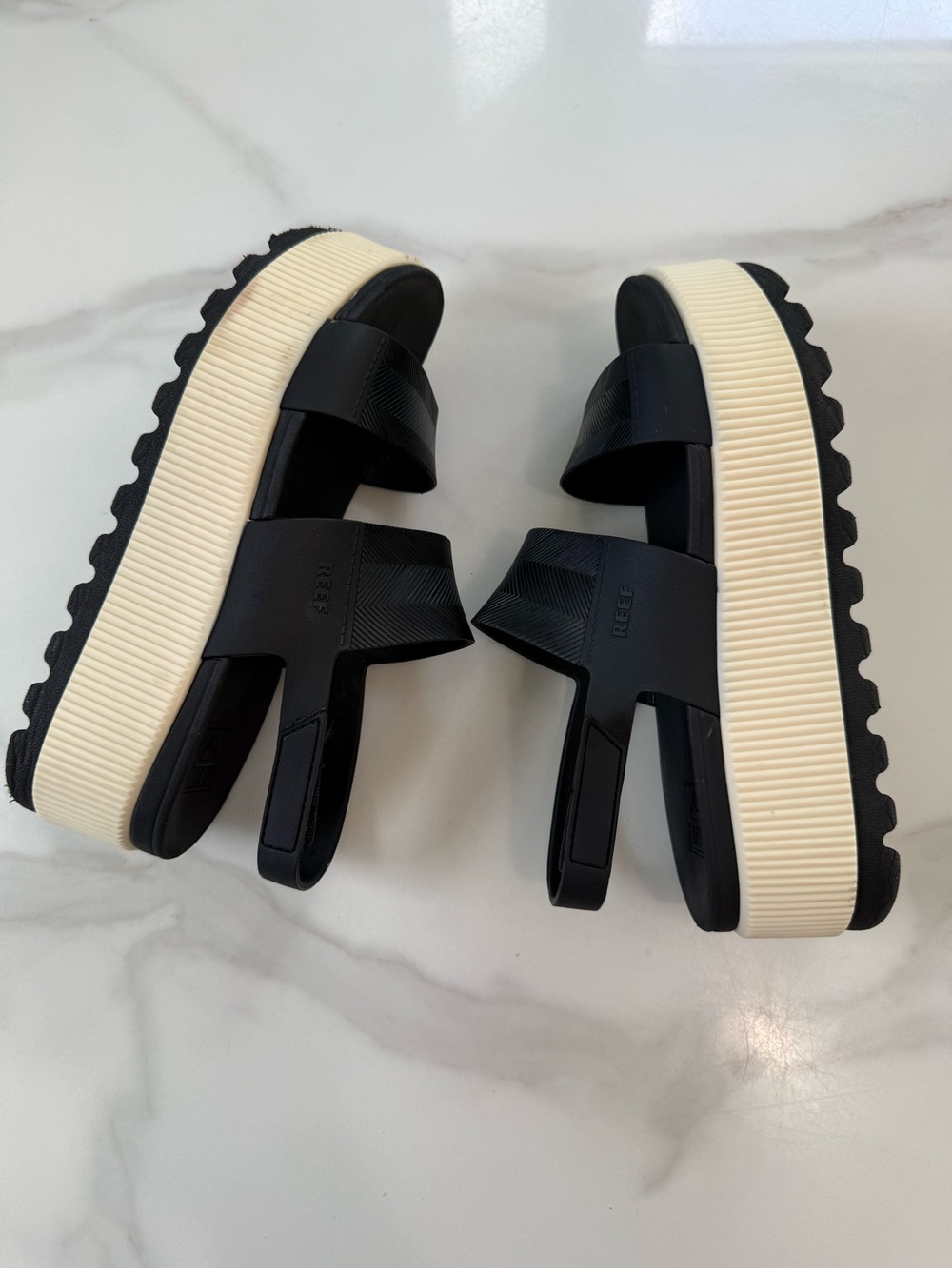 Reef Black Slingback Platform Sandals with Cream Ribbed Sole - Picture 4 of 8